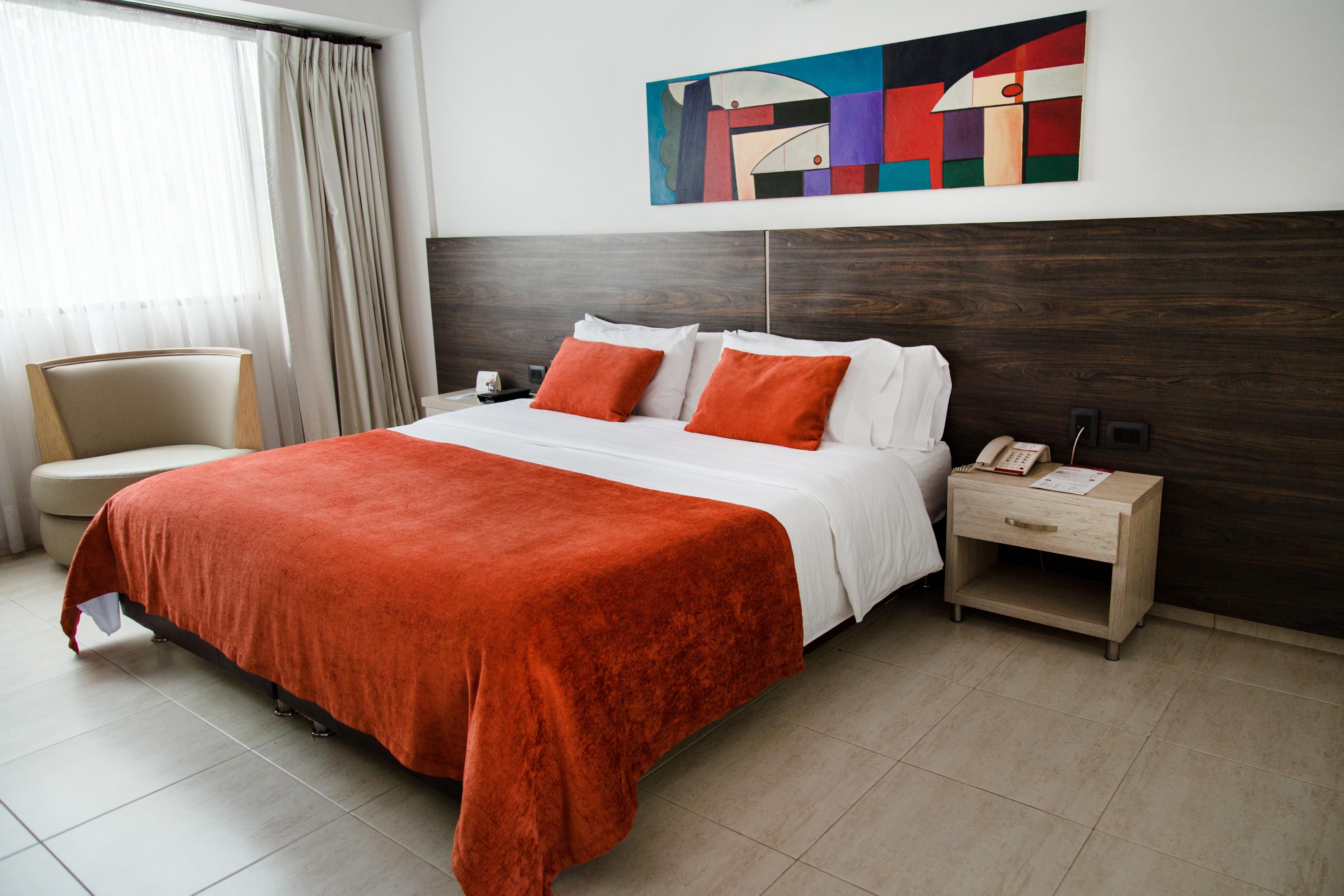 Hotel San Juan Internacional Хирон Экстерьер фото
