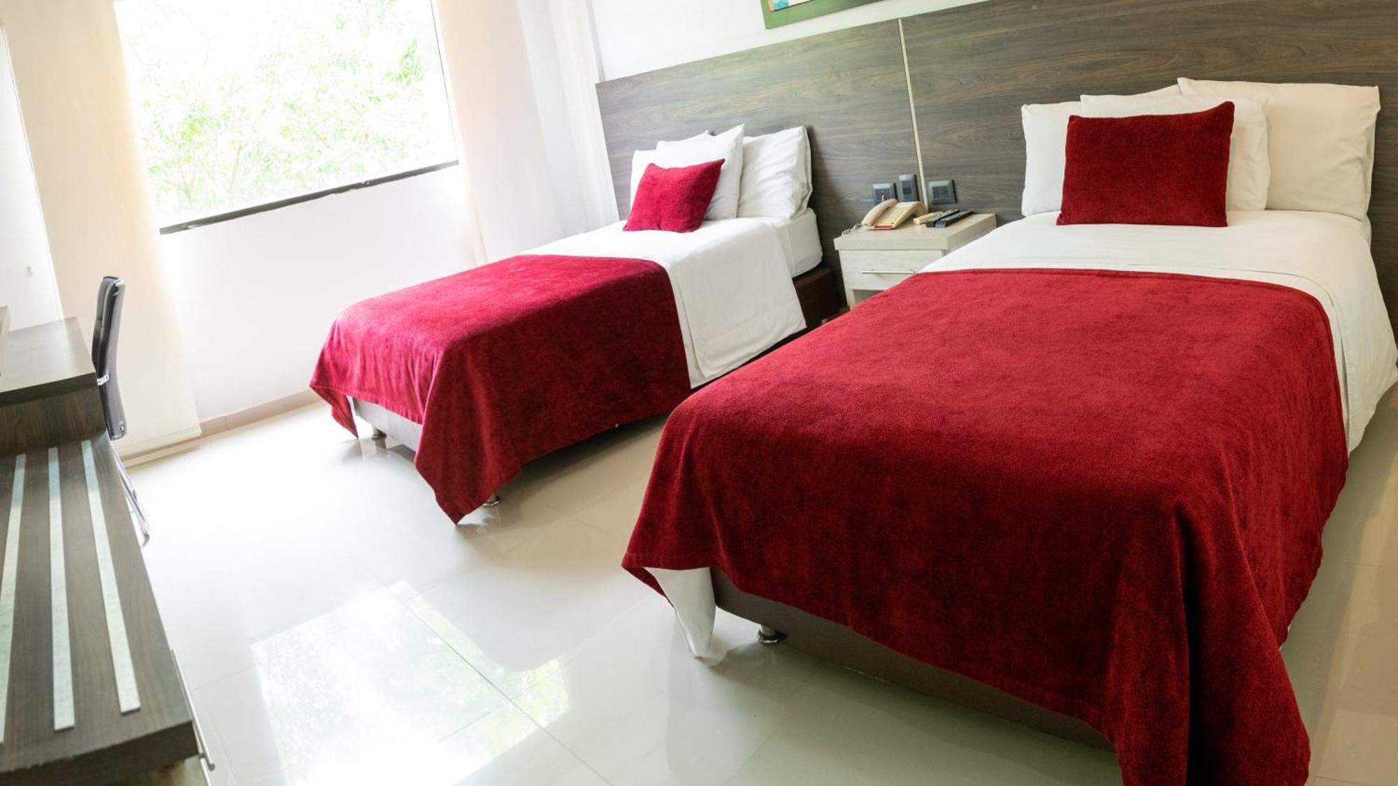 Hotel San Juan Internacional Хирон Номер фото